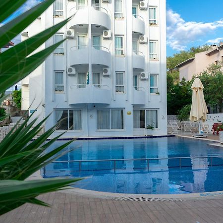 Otel Yeni Çeşme 외부 사진
