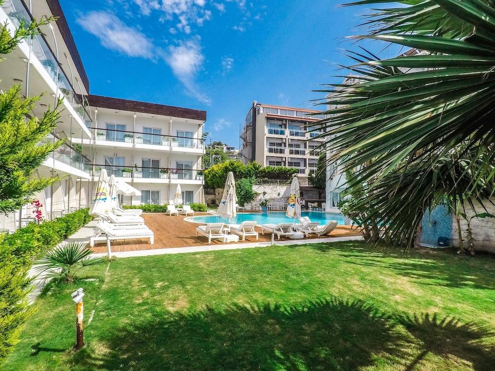 Otel Yeni Çeşme 외부 사진