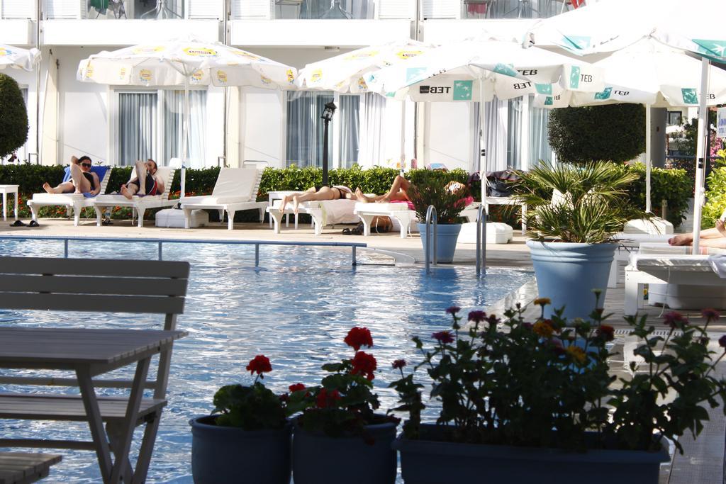 Otel Yeni Çeşme 외부 사진
