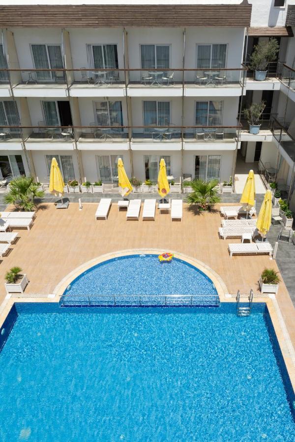 Otel Yeni Çeşme 외부 사진