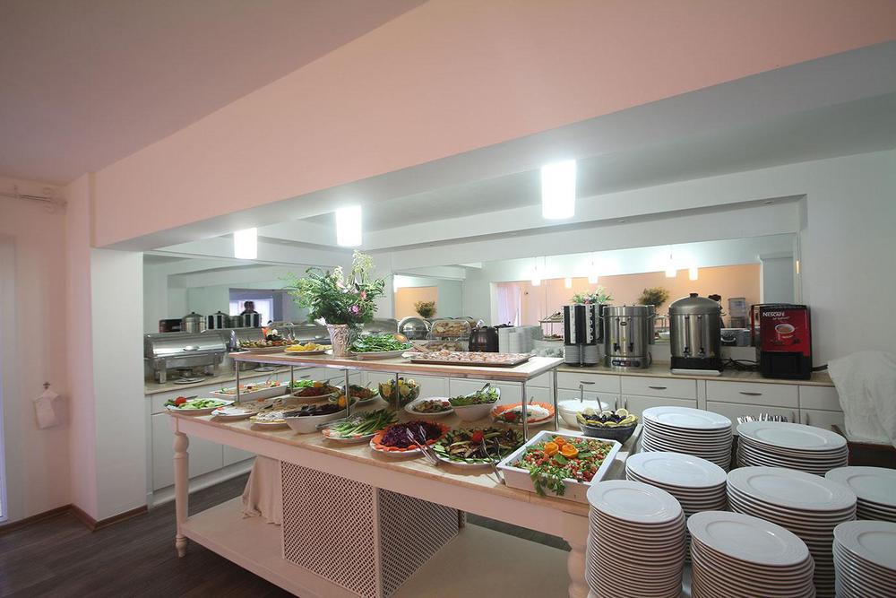 Otel Yeni Çeşme 외부 사진