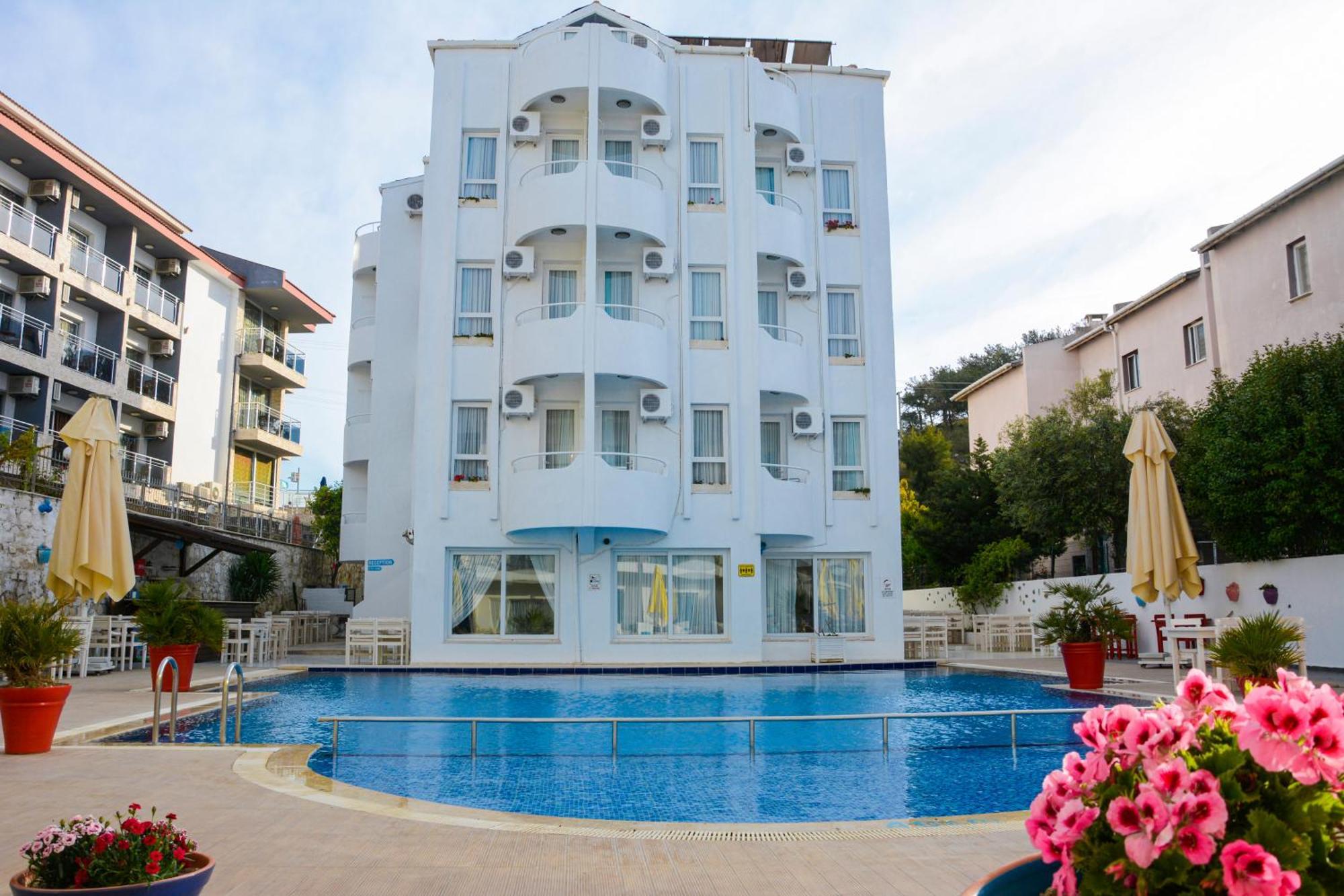 Otel Yeni Çeşme 외부 사진